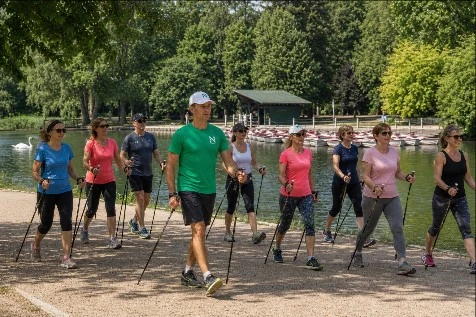 marche nordique en groupe paris bois de vincennes